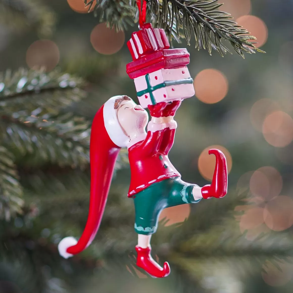 It's all about Christmas Christmas Ornaments-Christmas Elf With Gifts Hanger | Polyresin | 13cm