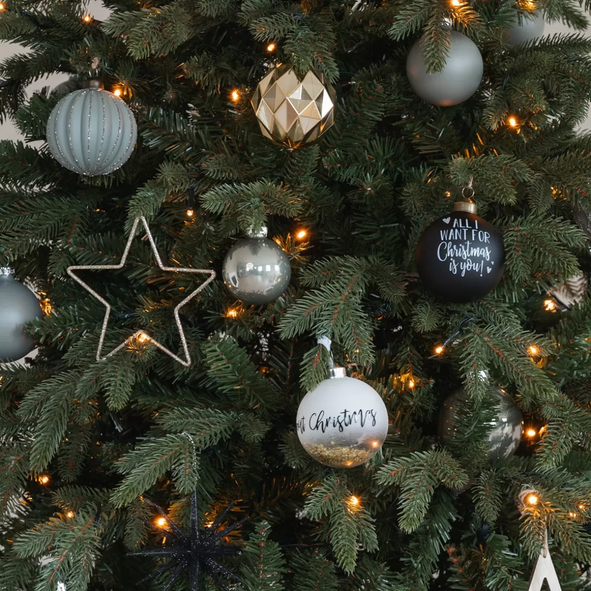 It's all about Christmas Christmas Tree Bundles-Christmas Tree Package 'Modern Elegance': Modern Ornaments And Luxurious Materials