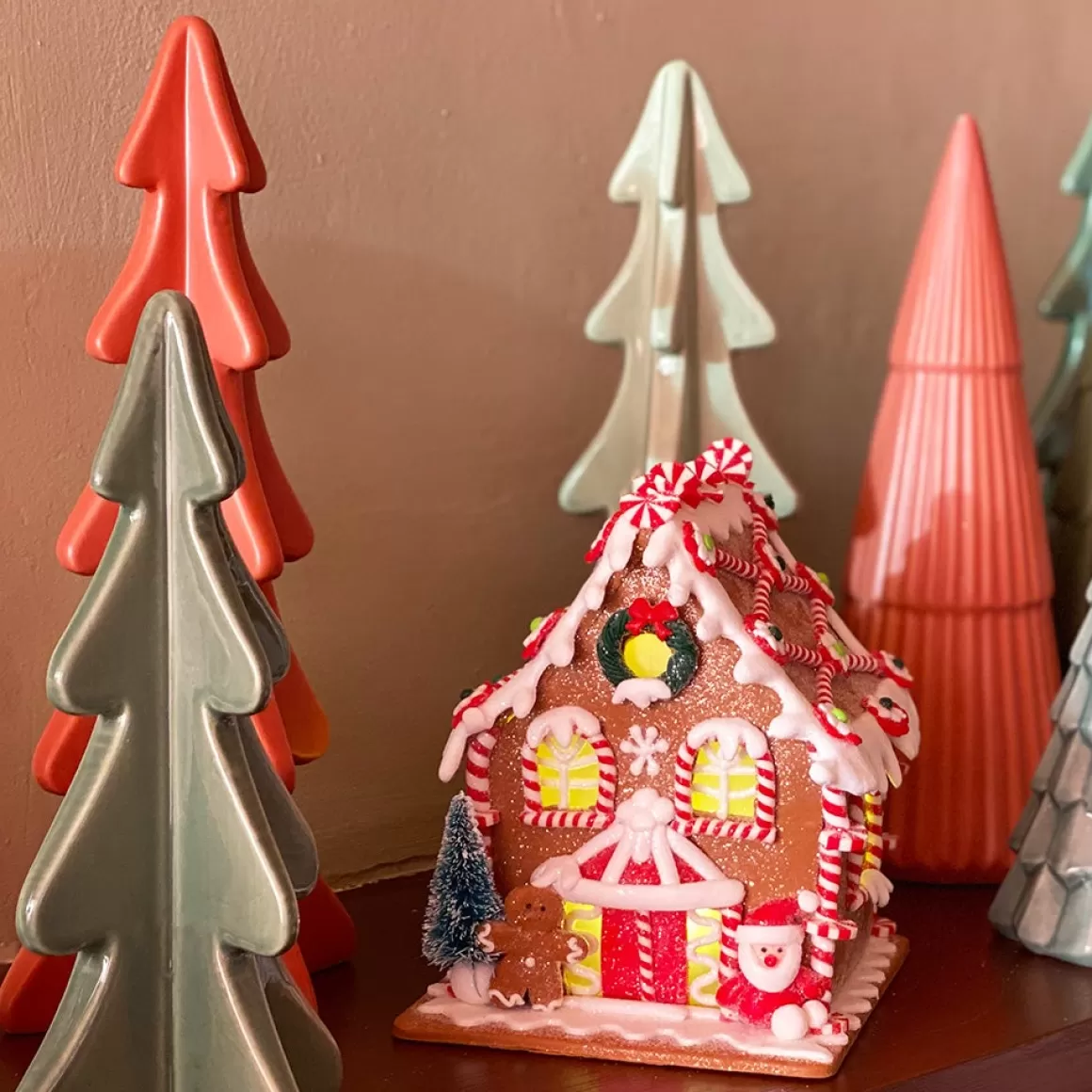 It's all about Christmas Christmas Houses In All Shapes And Sizes-Clay Gingerbread House With LED | Handmade | Batteries Incl. | 16 Cm