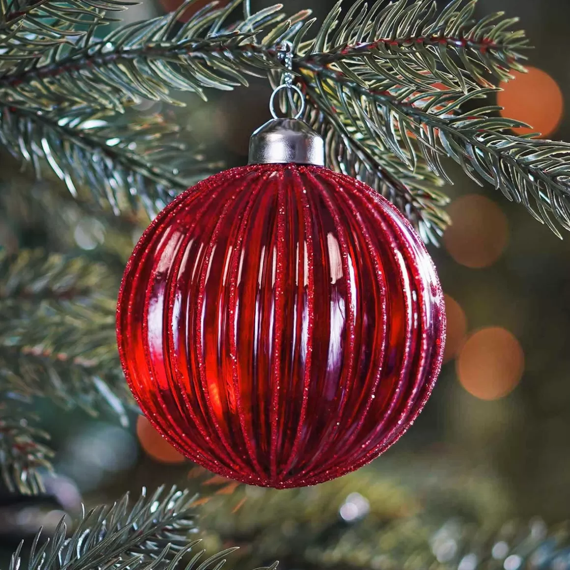 It's all about Christmas Christmas Baubles By Colour | Luxury Christmas Baubles-Clear Glass Bauble Lampion | Berry | 8 Cm