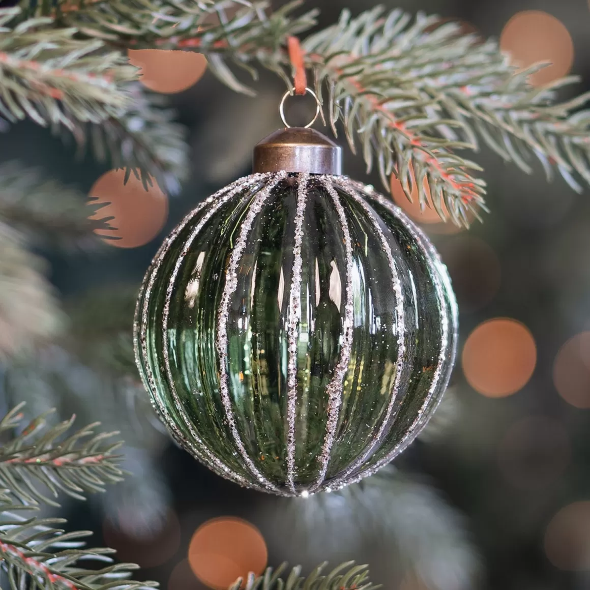 It's all about Christmas Christmastree Decorations Glass | Extraordinary Baubles-Fresh Light Green Christmas Bauble With Natural Design