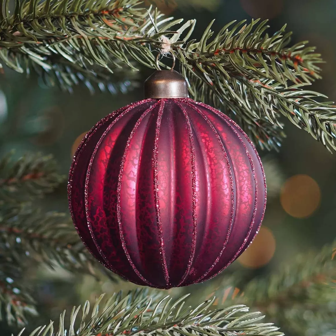 It's all about Christmas Christmas Baubles By Colour | Glass Christmas Baubles-Glass Bauble Lampion | Berry | 8 Cm