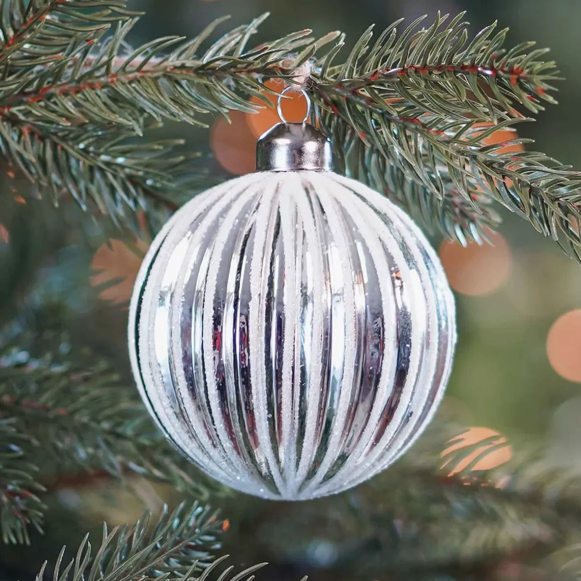 It's all about Christmas Christmas Baubles By Colour | Luxury Christmas Baubles-Glass Bauble Lampion | Silver | 8 Cm