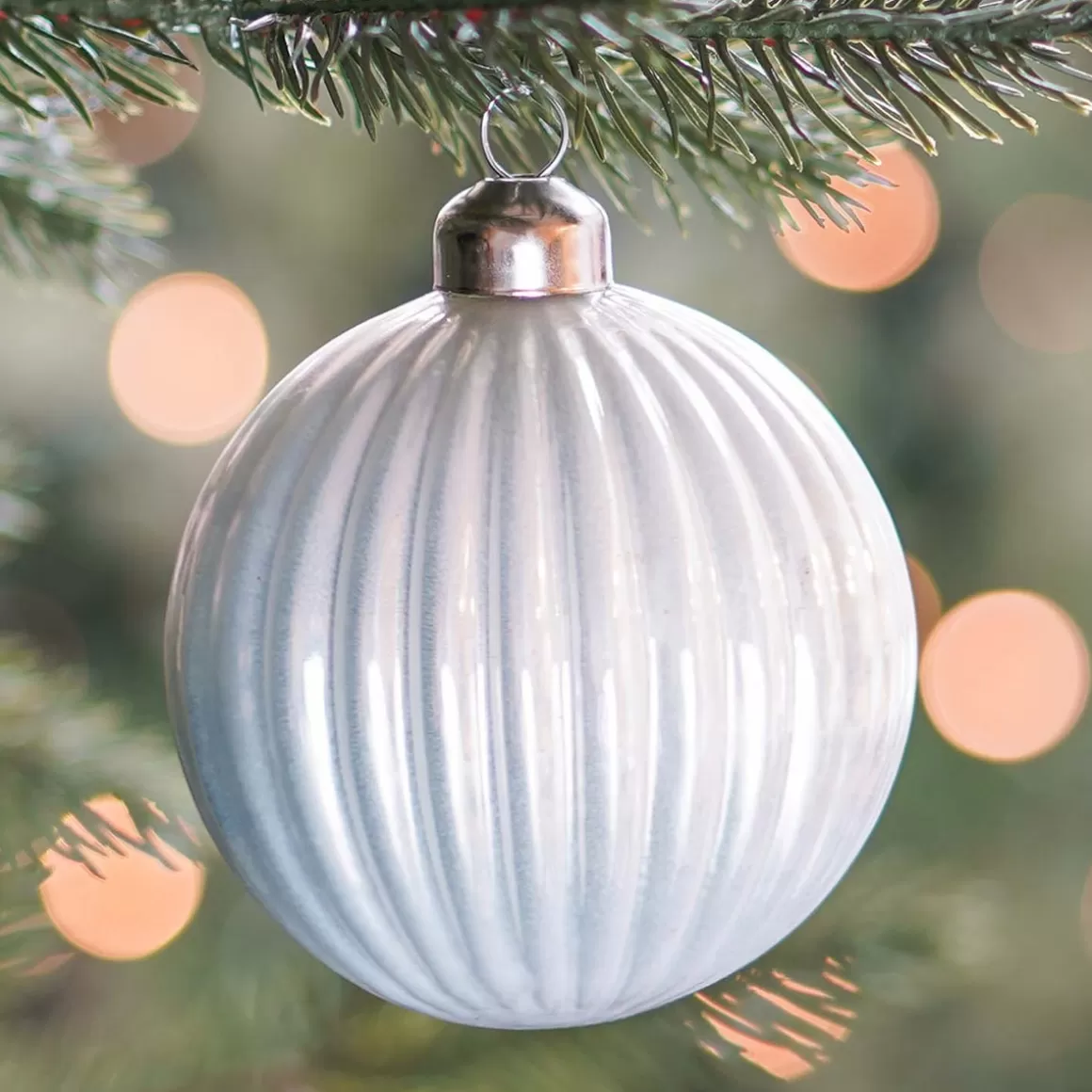 It's all about Christmas Christmas Baubles By Colour | Luxury Christmas Baubles-Glass Bauble Lampion | White | 8 Cm