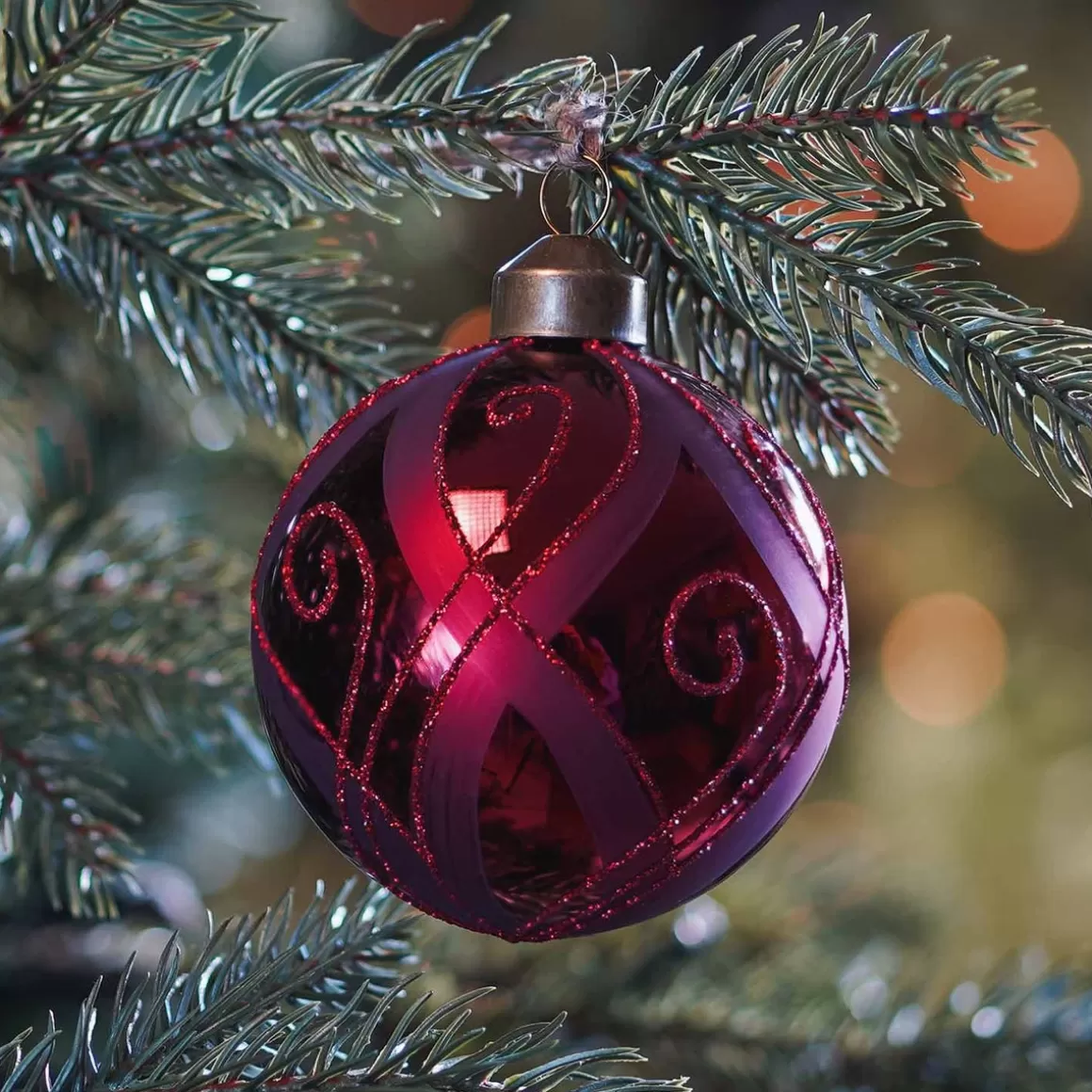It's all about Christmas Christmas Baubles By Colour | Glass Christmas Baubles-Glass Bauble With Decor | Dark Red | 8 Cm