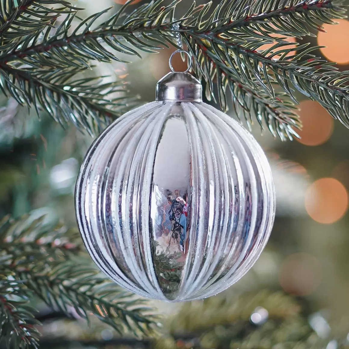 It's all about Christmas Christmas Baubles By Colour | Luxury Christmas Baubles-Glass Bauble With Stripes | White | 8 Cm