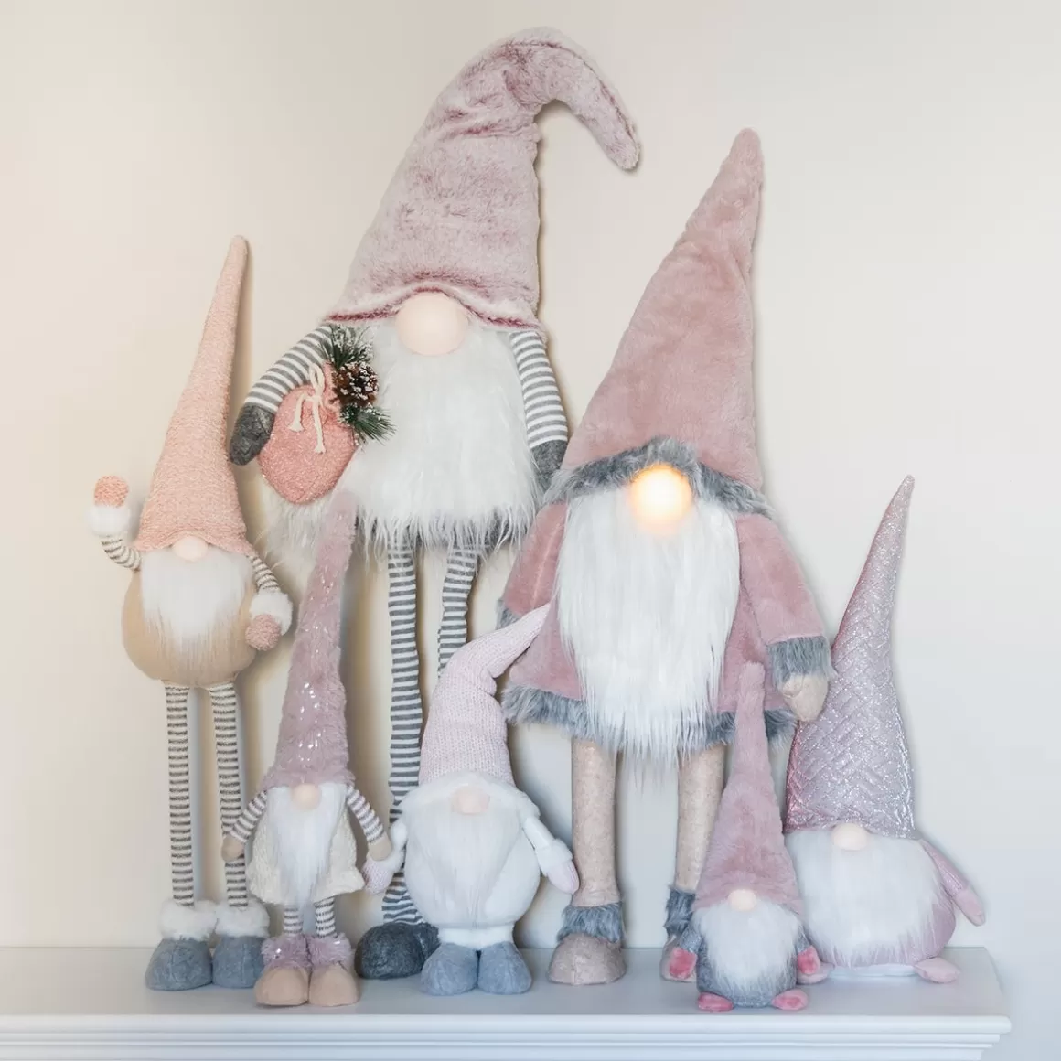 It's all about Christmas All Christmas Decorations | Christmas Figurines-Gnome With Arms And Feet And Pink Hat 35cm