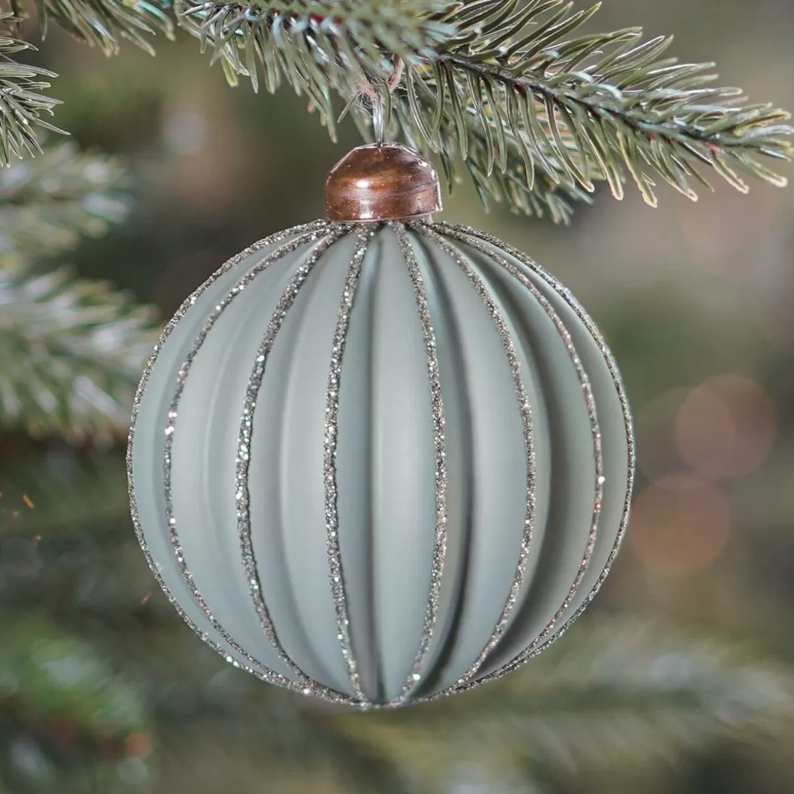 It's all about Christmas Christmas Baubles By Colour | Luxury Christmas Baubles-Luxury Christmas Bauble Matte With Relief Stripes | Cottage-Green | Glass | 8cm
