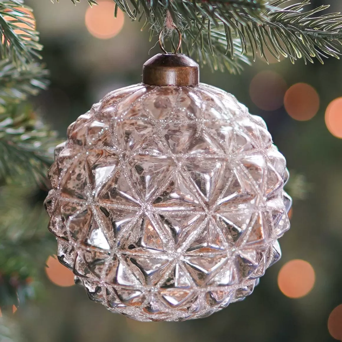 It's all about Christmas Extraordinary Baubles | Glass Christmas Baubles-Luxury Geometric Craquelé Bauble | Glass | Champagne | 10cm