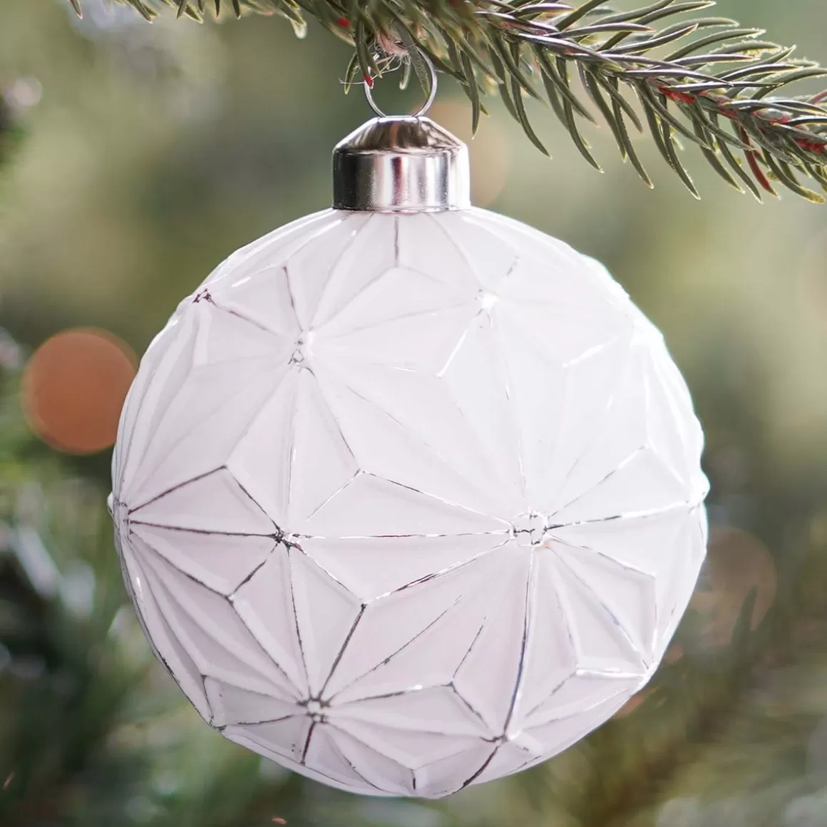 It's all about Christmas Glass Christmas Baubles-Luxury Glass Christmas Bauble Geometric Snowflakes 8 Cm White