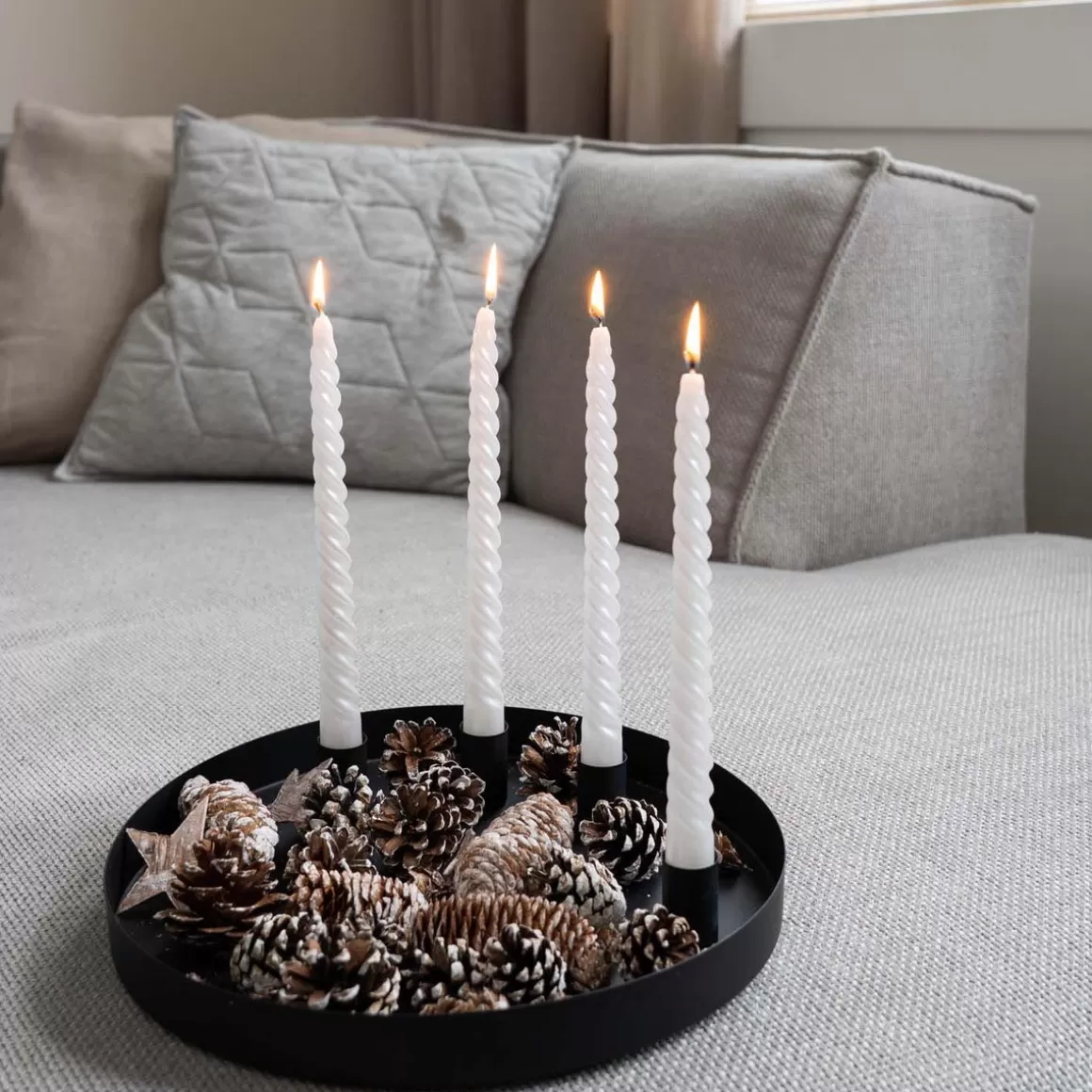 It's all about Christmas Home Accessories For Christmas-Magnetic Candle Tray | Ø 30 Cm | Matt Black | Including Candle Holders