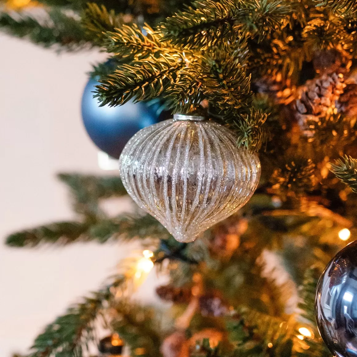 It's all about Christmas Christmas Ornaments | Christmas Baubles By Colour-Onion Glass Bauble Lampion | Antique Silver | 8 Cm