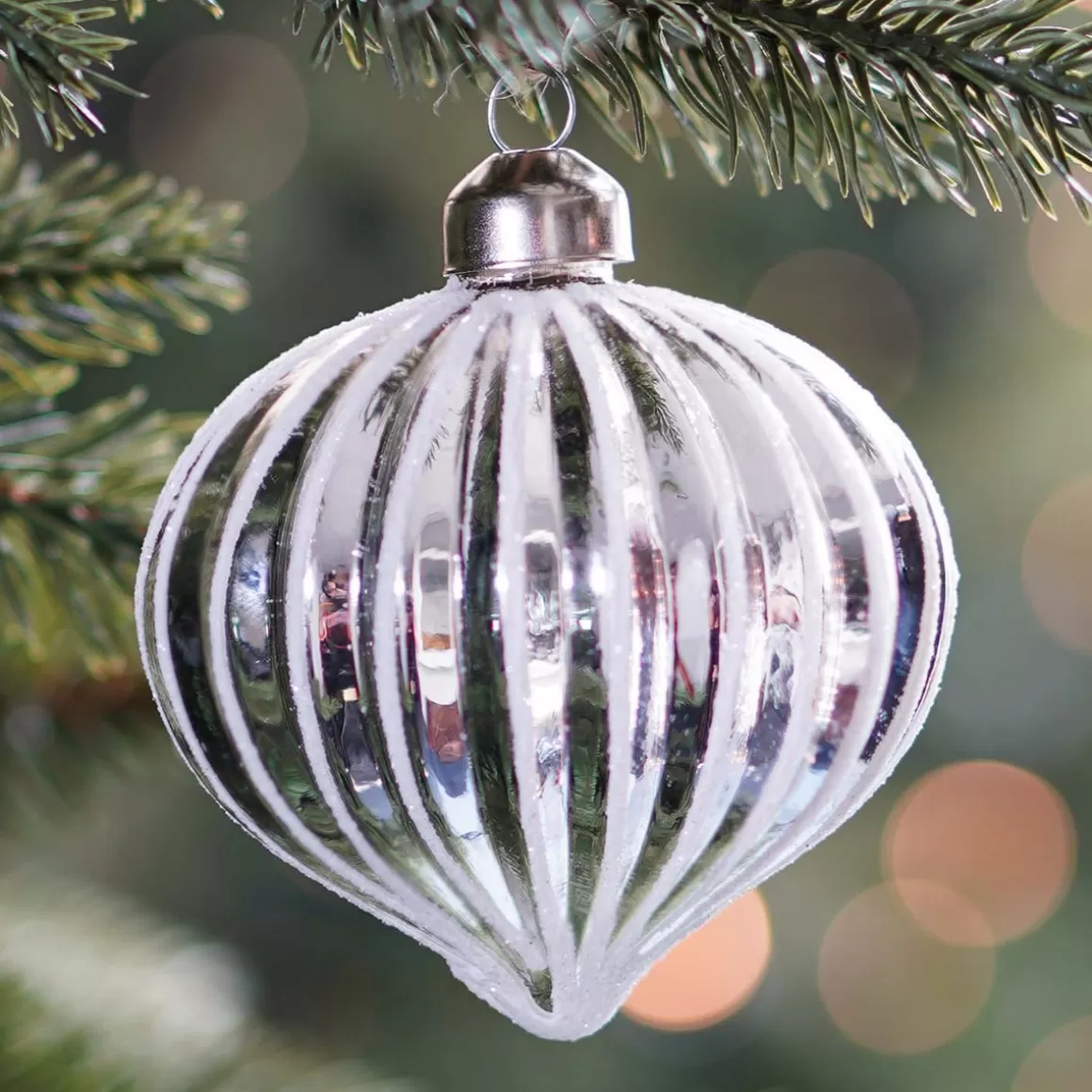 It's all about Christmas Christmas Ornaments | Glass Christmas Baubles-Onion Glass Bauble Lampion | Silver | 8 Cm