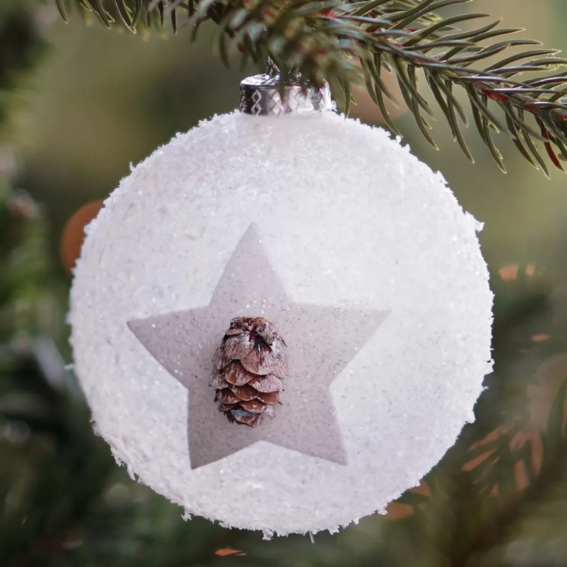 It's all about Christmas Extraordinary Baubles | Plastic Christmas Baubles-Plastic Christmas Bauble With Star 8 Cm White