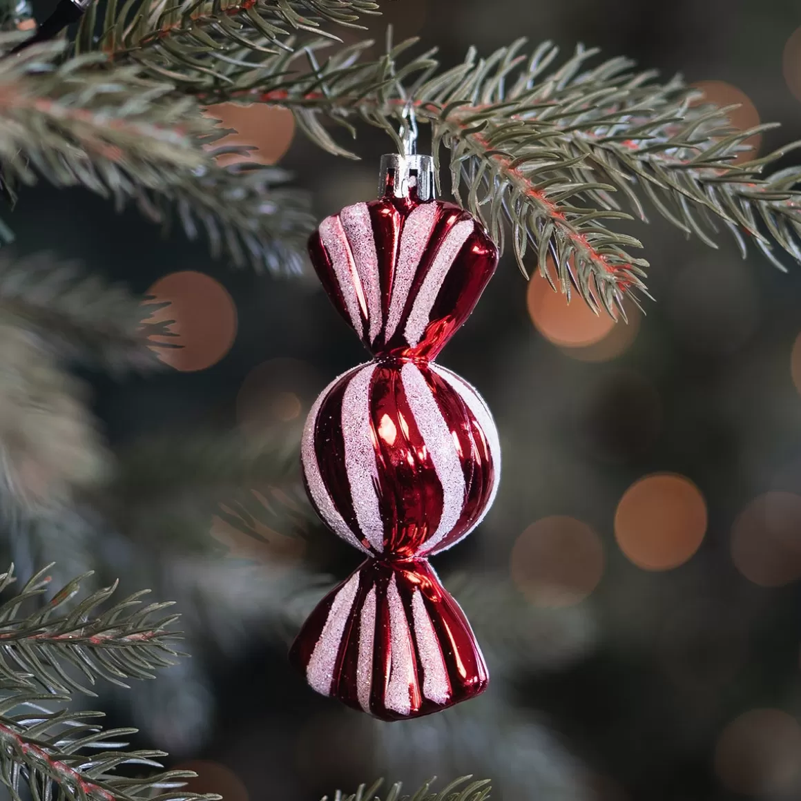 It's all about Christmas Christmas Ornaments-Set Of 4 Shatterproof Sweet Ornaments | Red White | 11 Cm