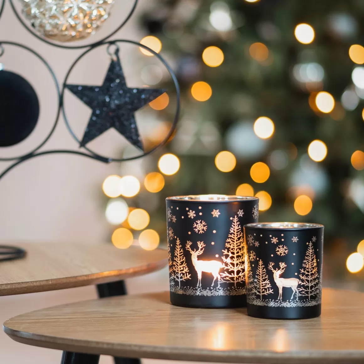 It's all about Christmas Candles-Tealight Holder With Reindeer In Forest | Glass | 10cm | Black-gold