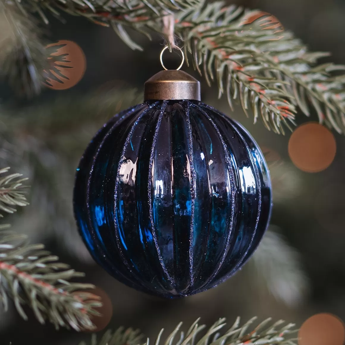 It's all about Christmas Christmastree Decorations Glass | Extraordinary Baubles-Trendy Blue Christmas Bauble With Lantern Relief